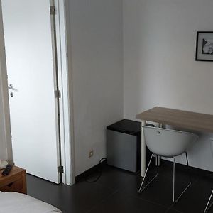 Budget Kamer met een King Size Bed